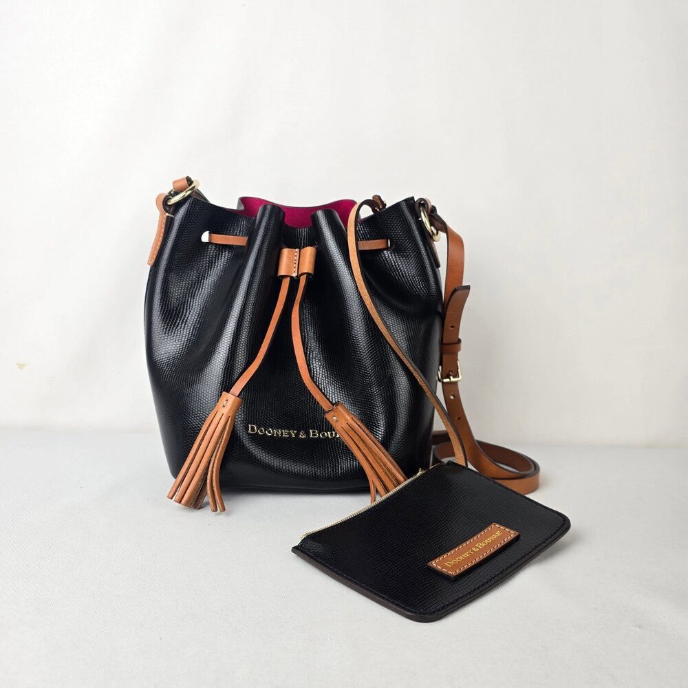 Dooney & Bourke Bucket Bag Black Smooth Leather Drawstring Purse Crossbody